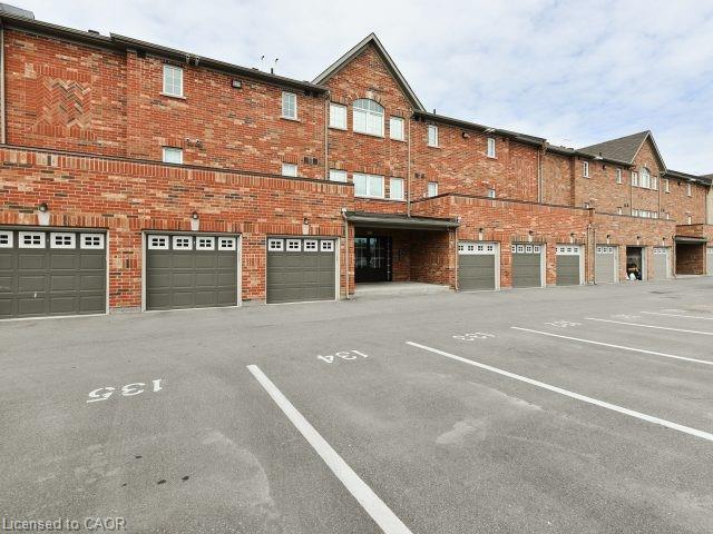 7-129 Isaac Devins Boulevard Property Photo 22