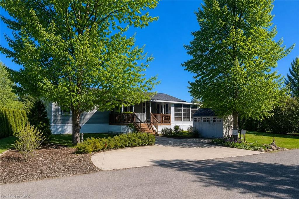 4449 Milburough Line Property Photo 1