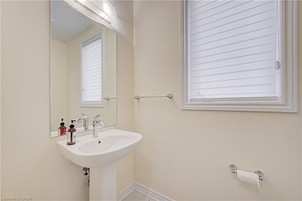 407 Dolman Street Property Photo 8