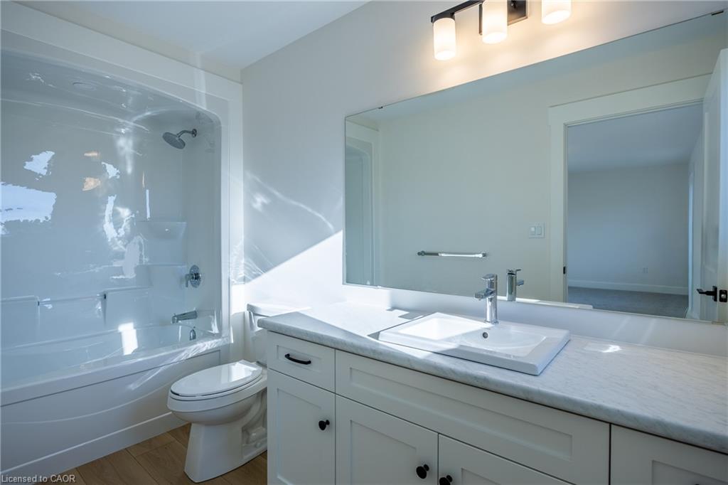 107 Amber Street Property Photo 20