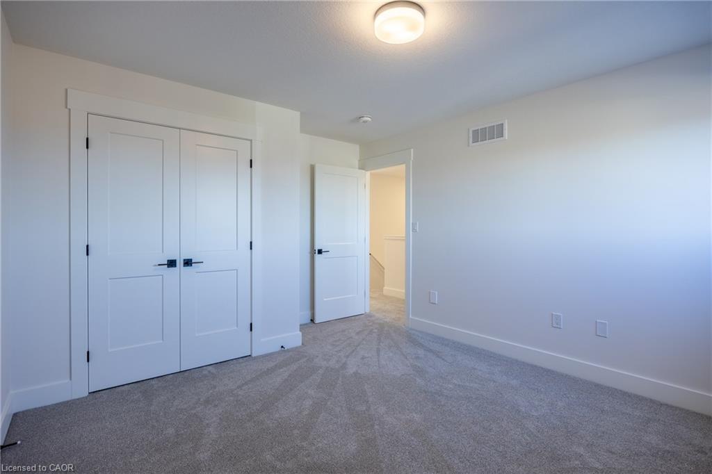 107 Amber Street Property Photo 22