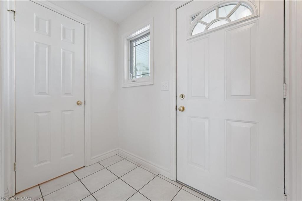 811 Edinburgh Road S Property Photo 9