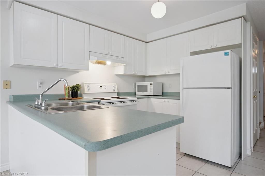 811 Edinburgh Road S Property Photo 23