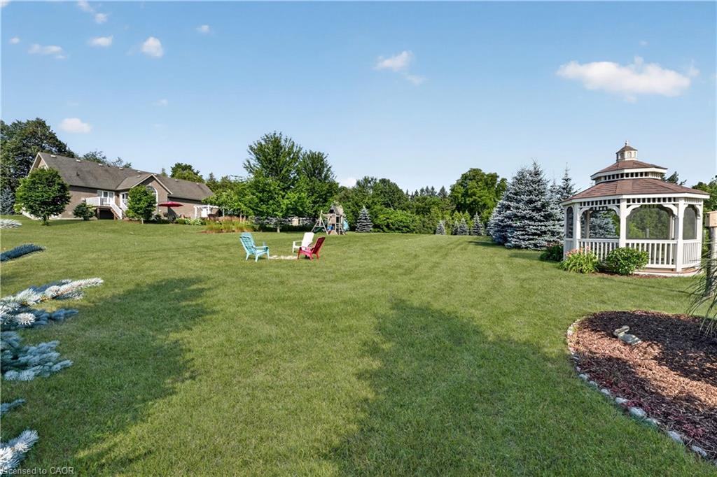 5767 Tenth Line Property Photo 43