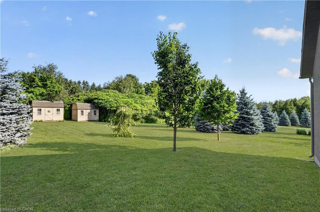 5767 Tenth Line Property Photo 45