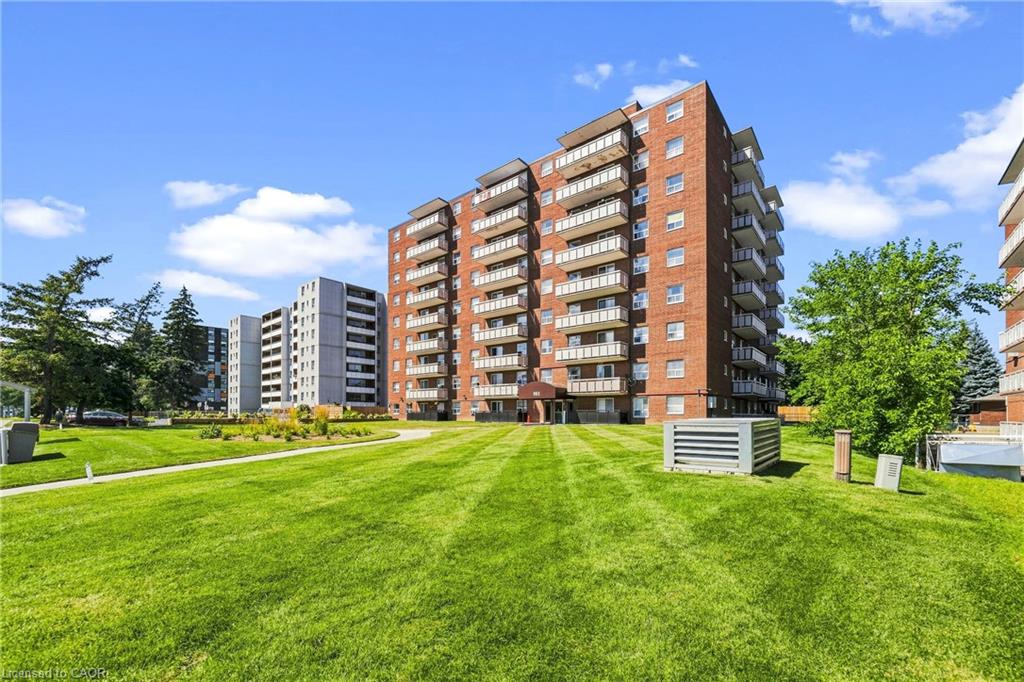 202-851 Queenston Road Property Photo 2