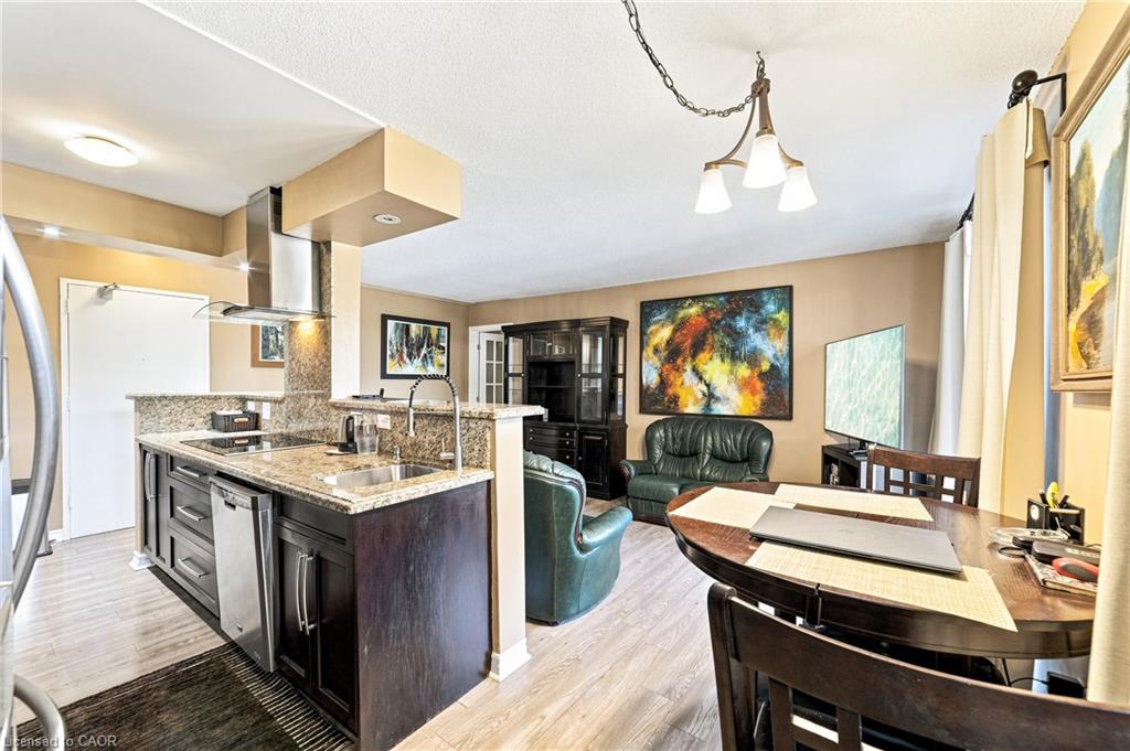 202-851 Queenston Road Property Photo 10