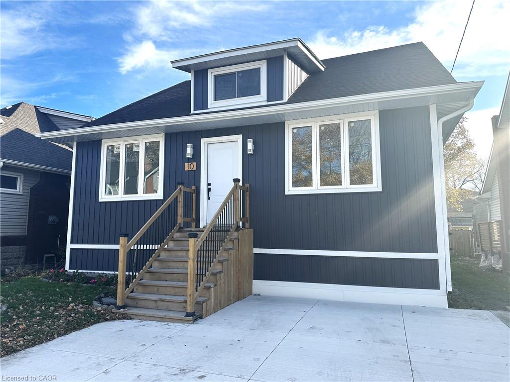 10 Comet Avenue Property Photo 1