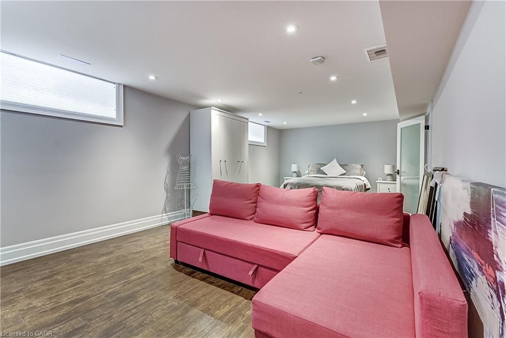 1569 Wembury Road Property Photo 30