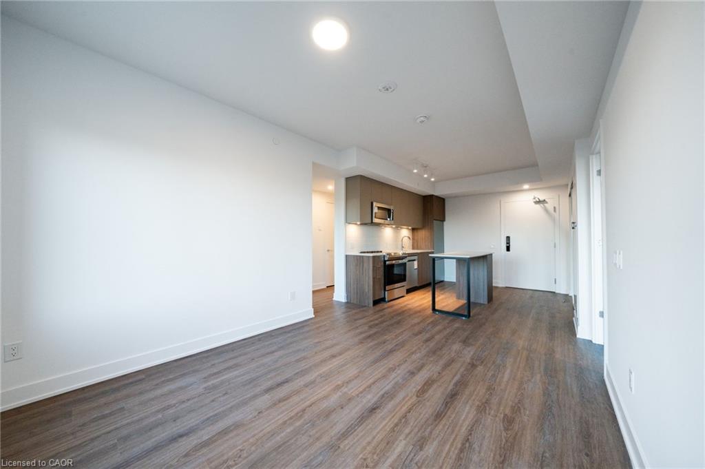 520-500 Upper Wellington Street Property Photo 7