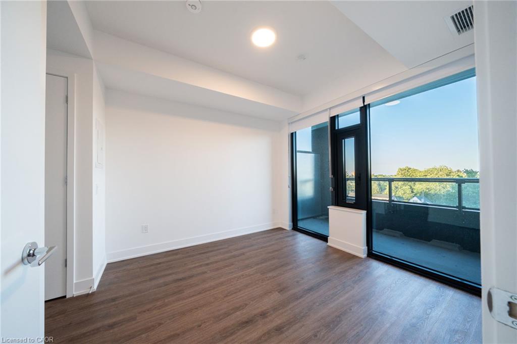 520-500 Upper Wellington Street Property Photo 9