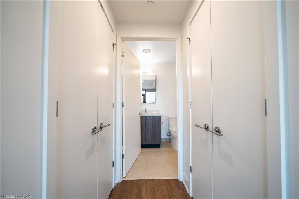 520-500 Upper Wellington Street Property Photo 11