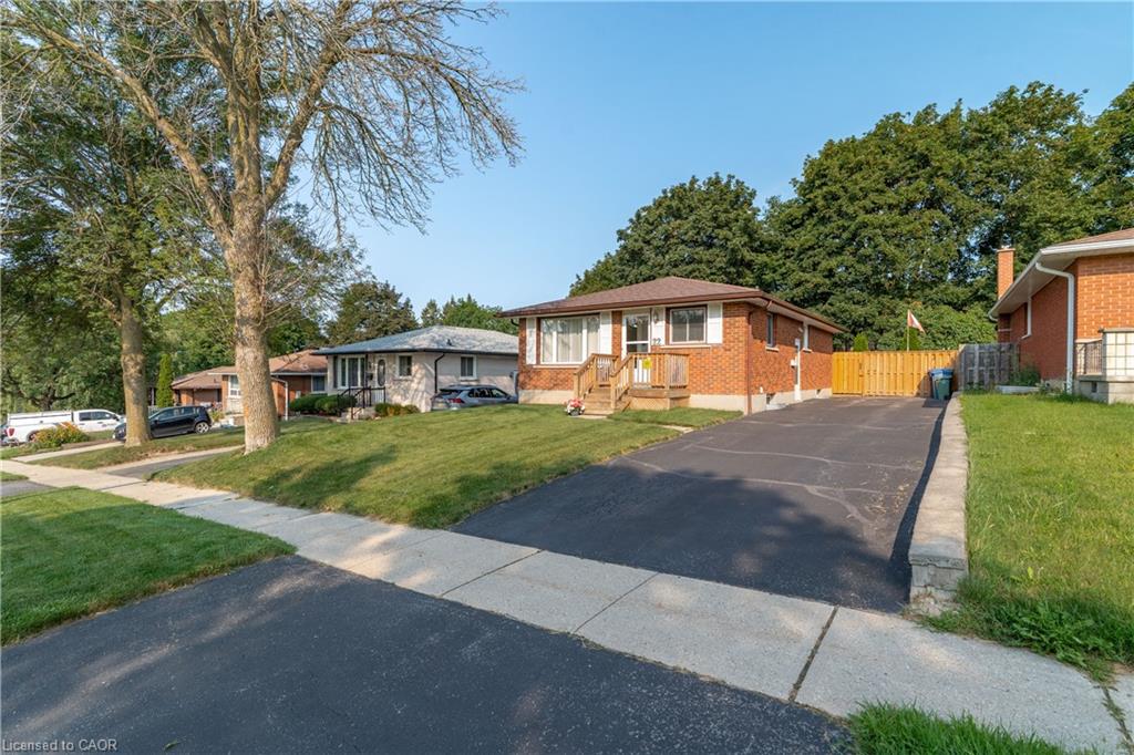 22 Mountford Drive Property Photo 1