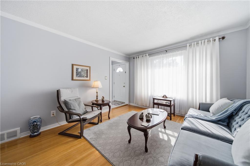 22 Mountford Drive Property Photo 8