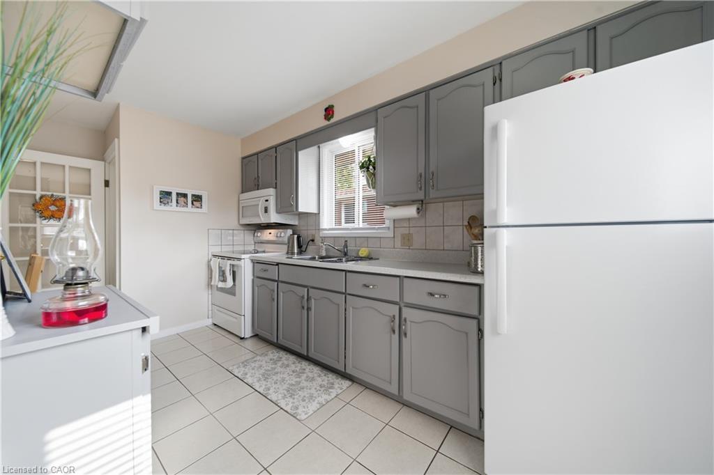 22 Mountford Drive Property Photo 11