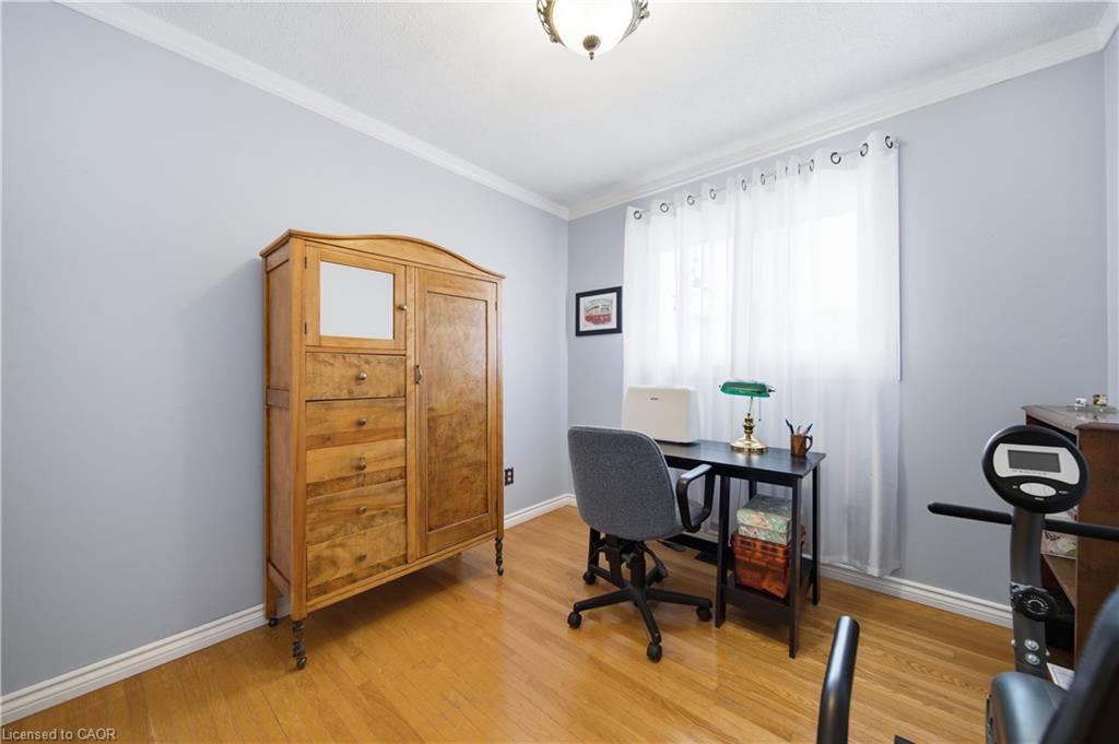 22 Mountford Drive Property Photo 17