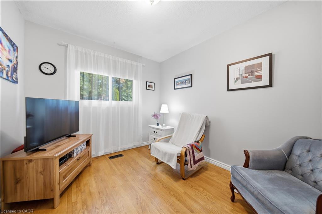 22 Mountford Drive Property Photo 20