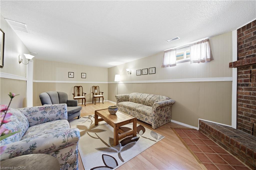 22 Mountford Drive Property Photo 23