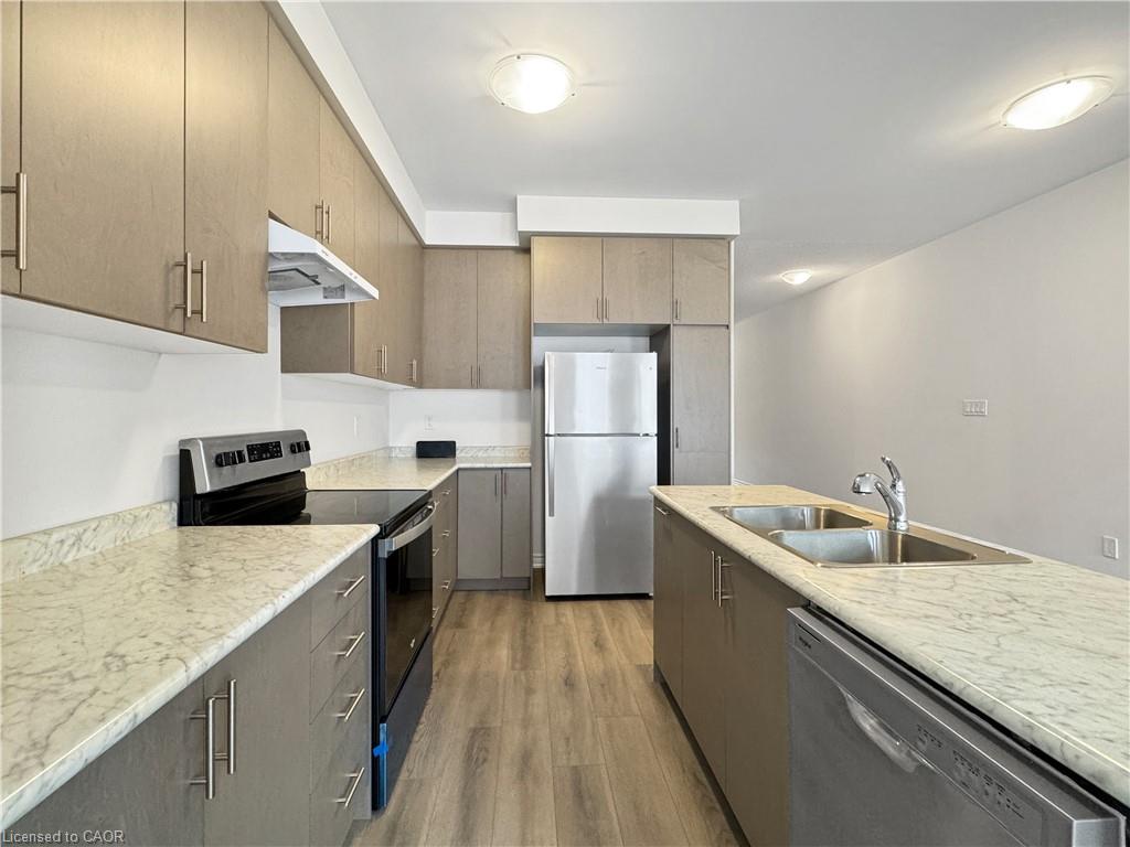 82 Gledhill Crescent Property Photo 9