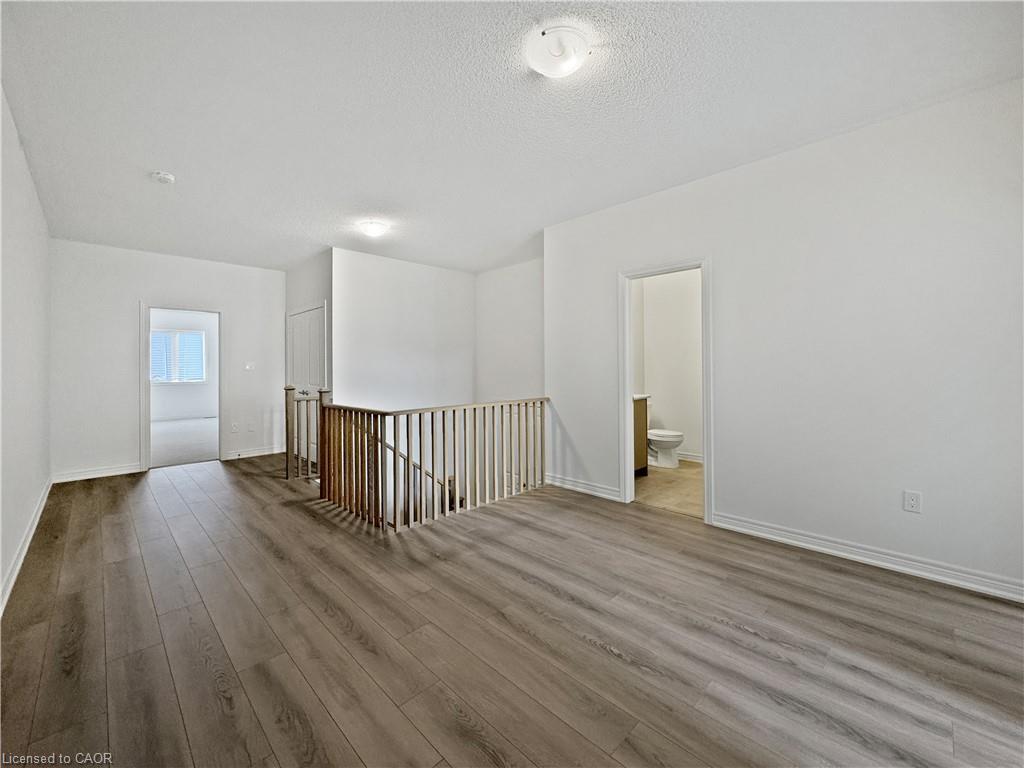 82 Gledhill Crescent Property Photo 20