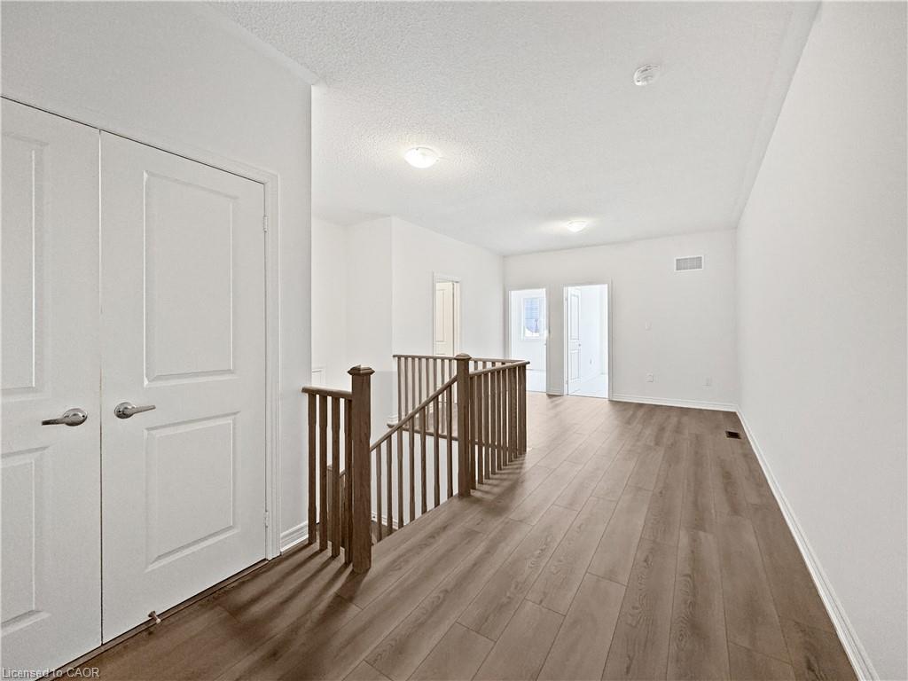 82 Gledhill Crescent Property Photo 29