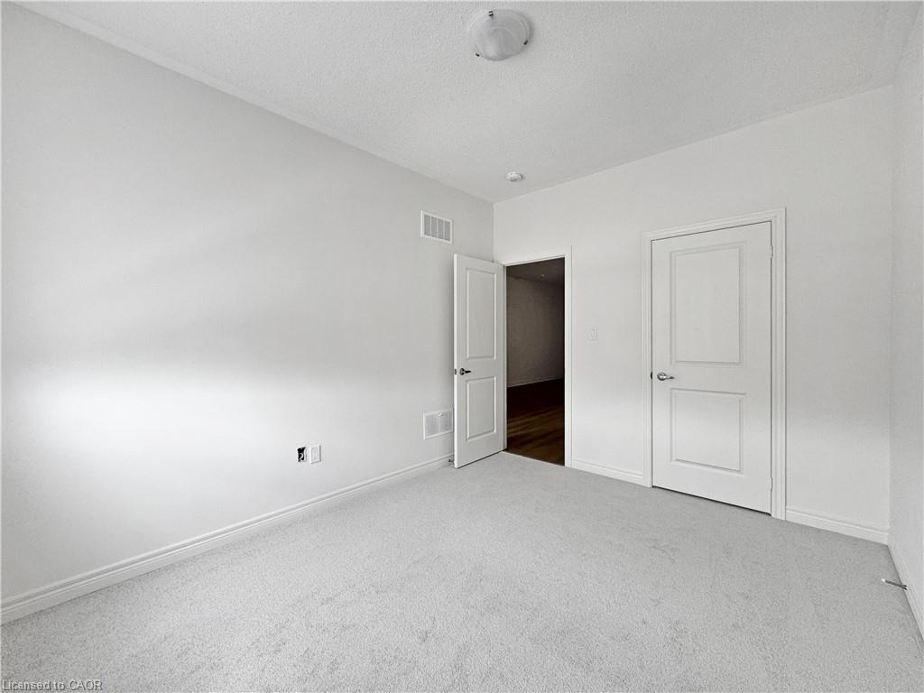 82 Gledhill Crescent Property Photo 34