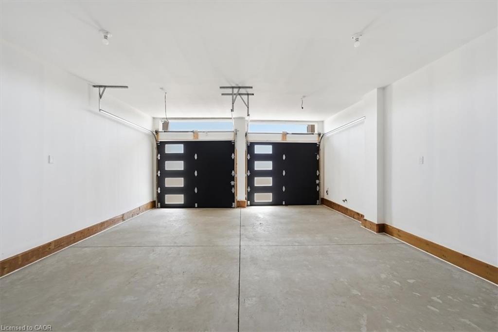 1-6561 Alexa Common Property Photo 20