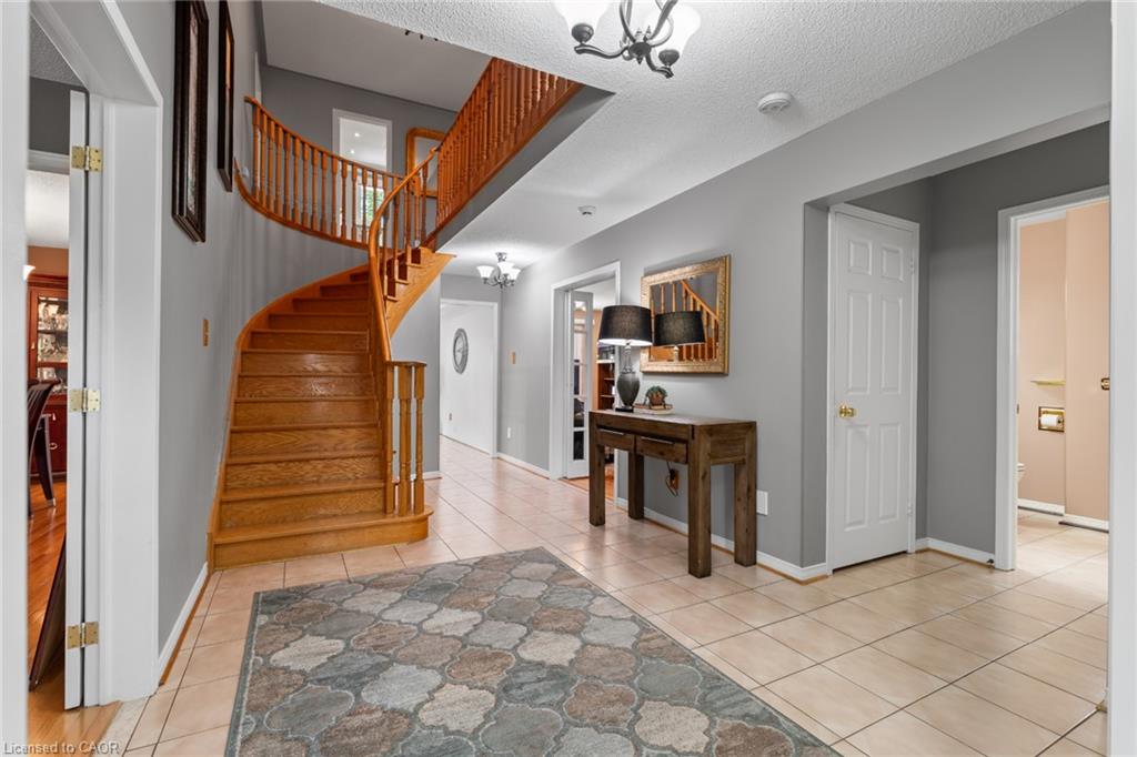 8 Cochrane Avenue Property Photo 3