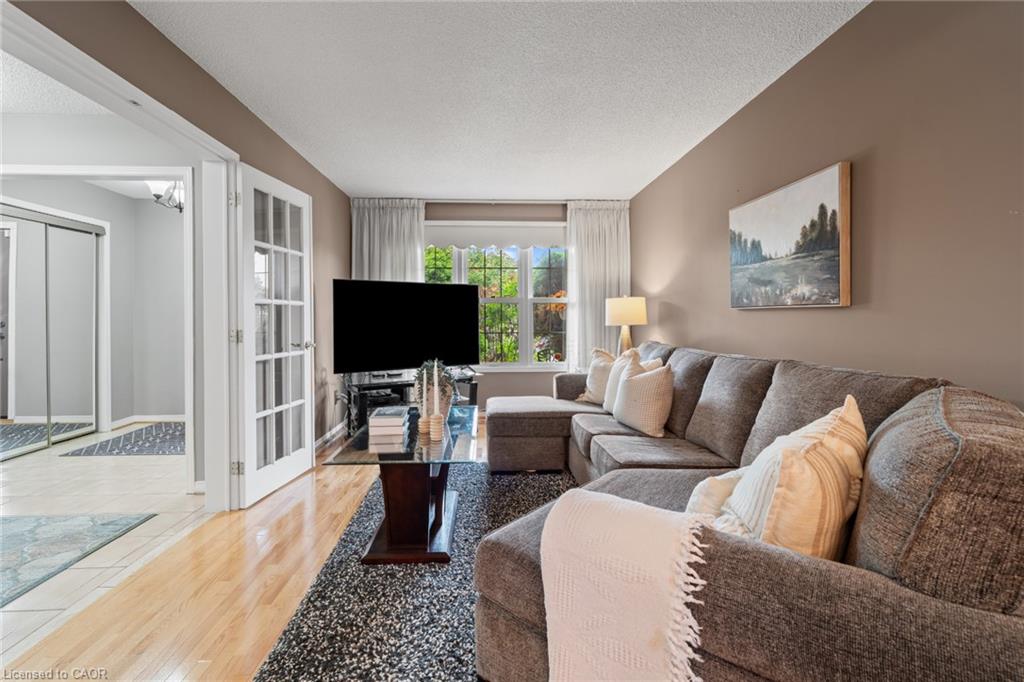 8 Cochrane Avenue Property Photo 8
