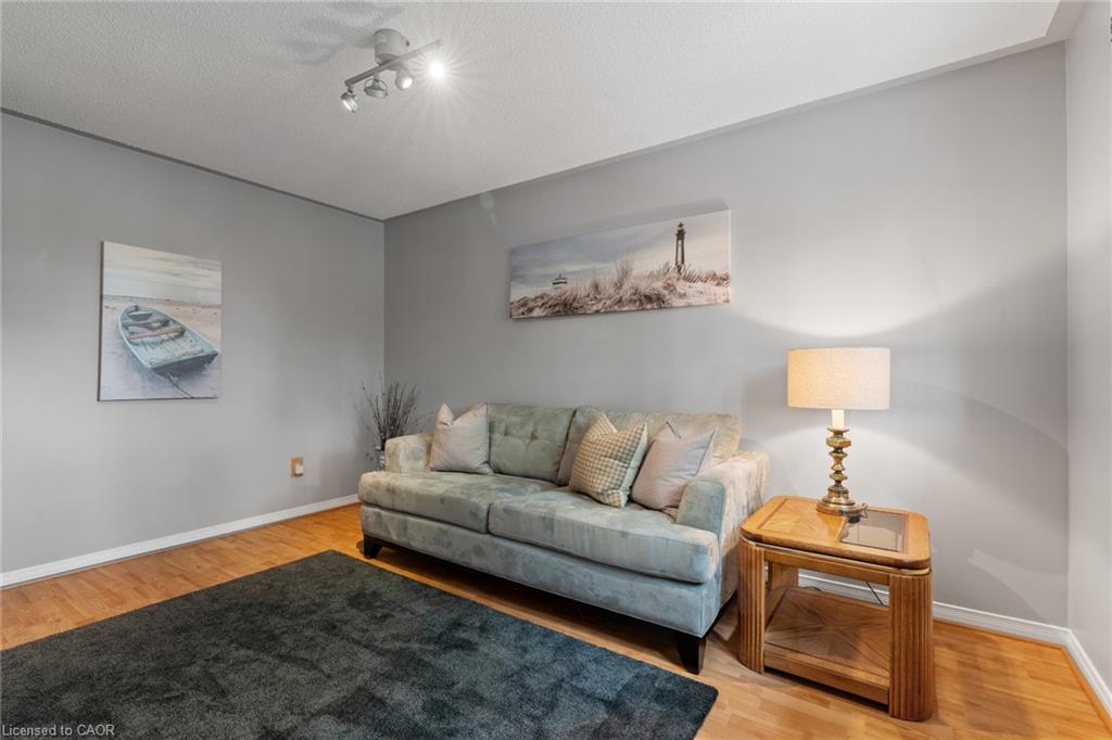 8 Cochrane Avenue Property Photo 22