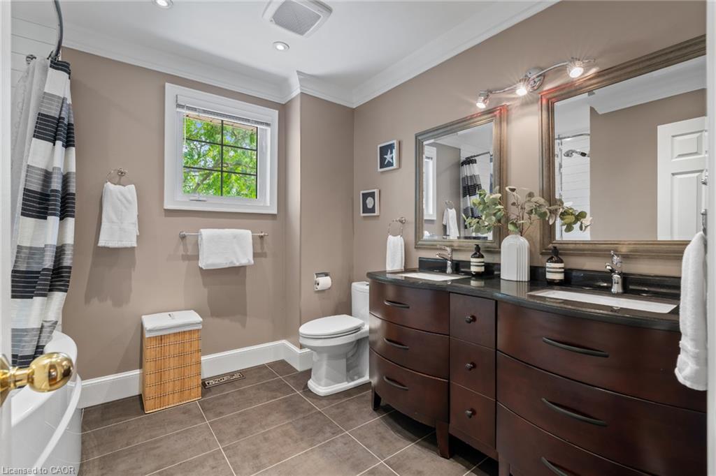 8 Cochrane Avenue Property Photo 23