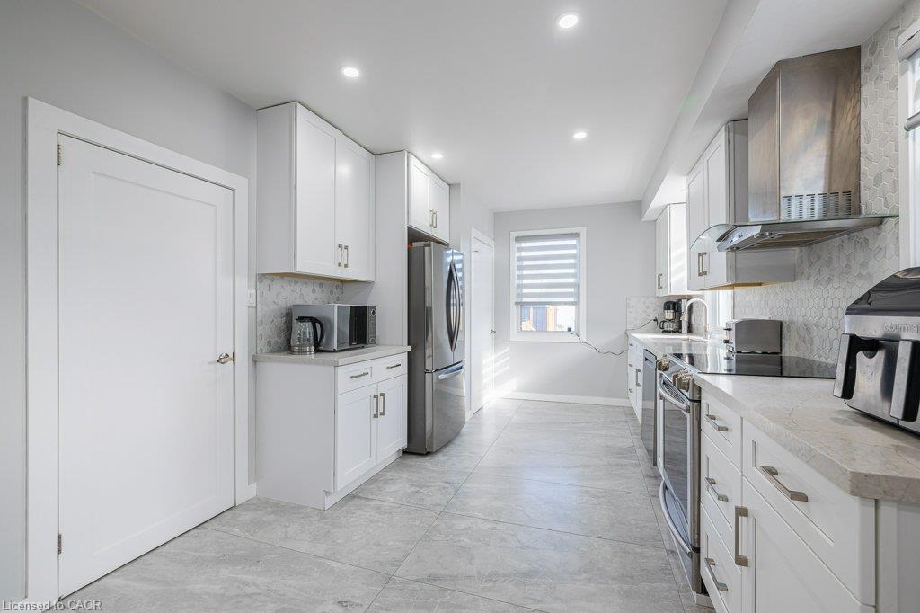 165 East & West Line Property Photo 21