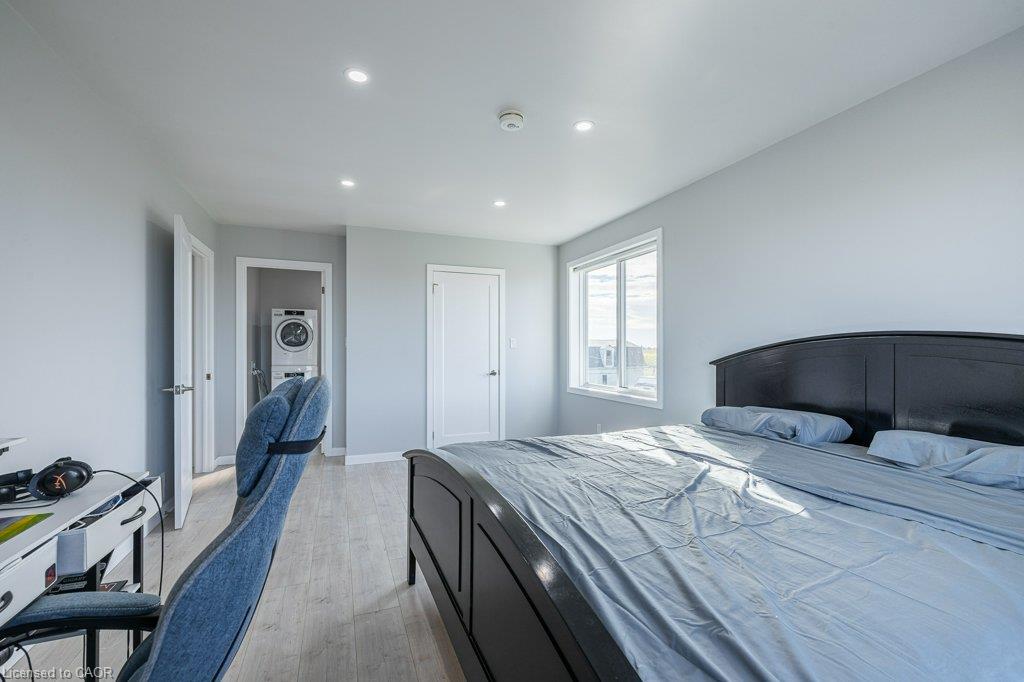 165 East & West Line Property Photo 42