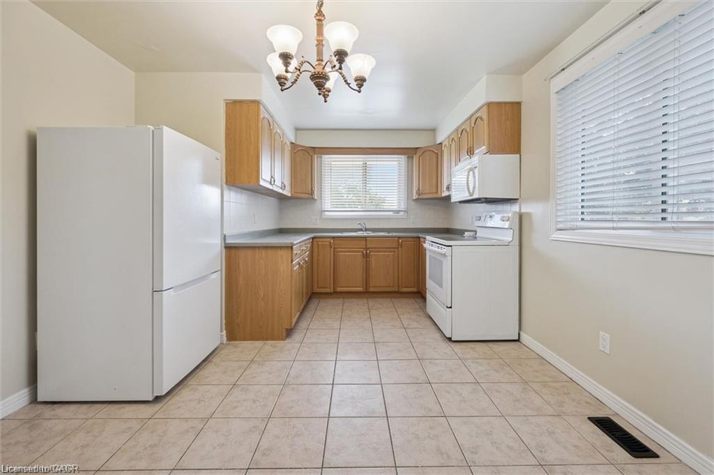 30 Kimberly Road Property Photo 8