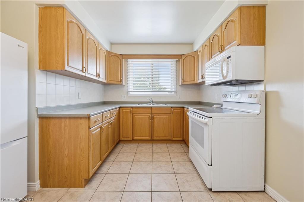 30 Kimberly Road Property Photo 9
