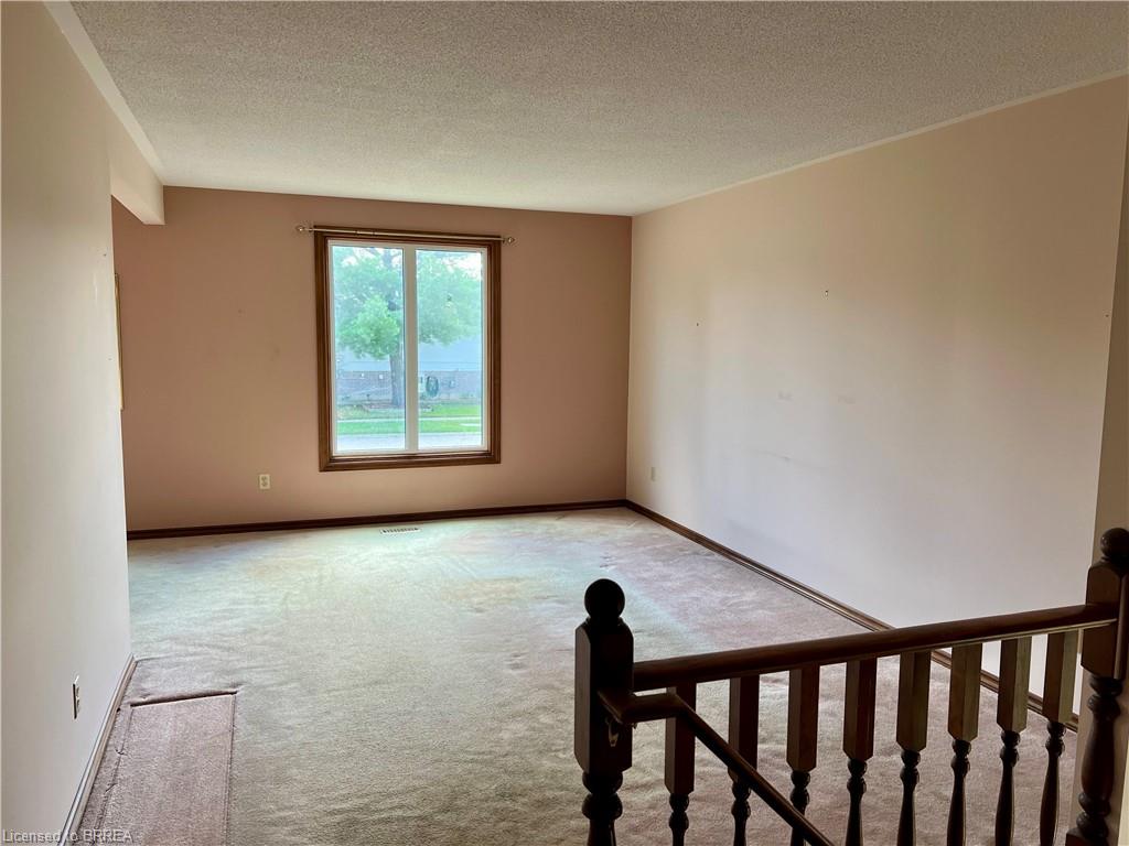 14 Arbor Drive Property Photo 5
