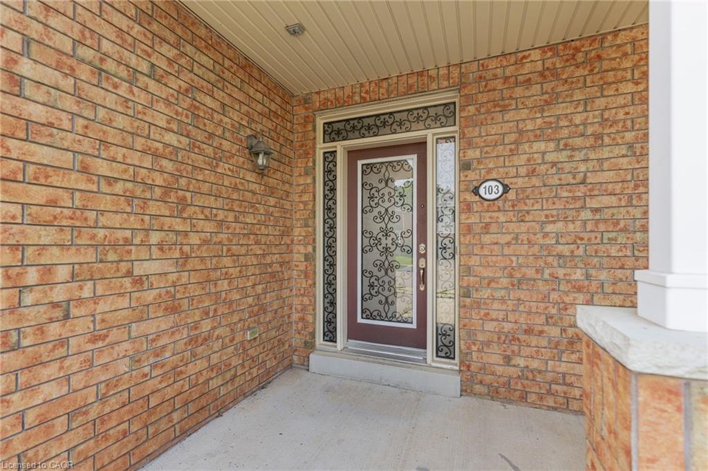 103 Swift Crescent Property Photo 6
