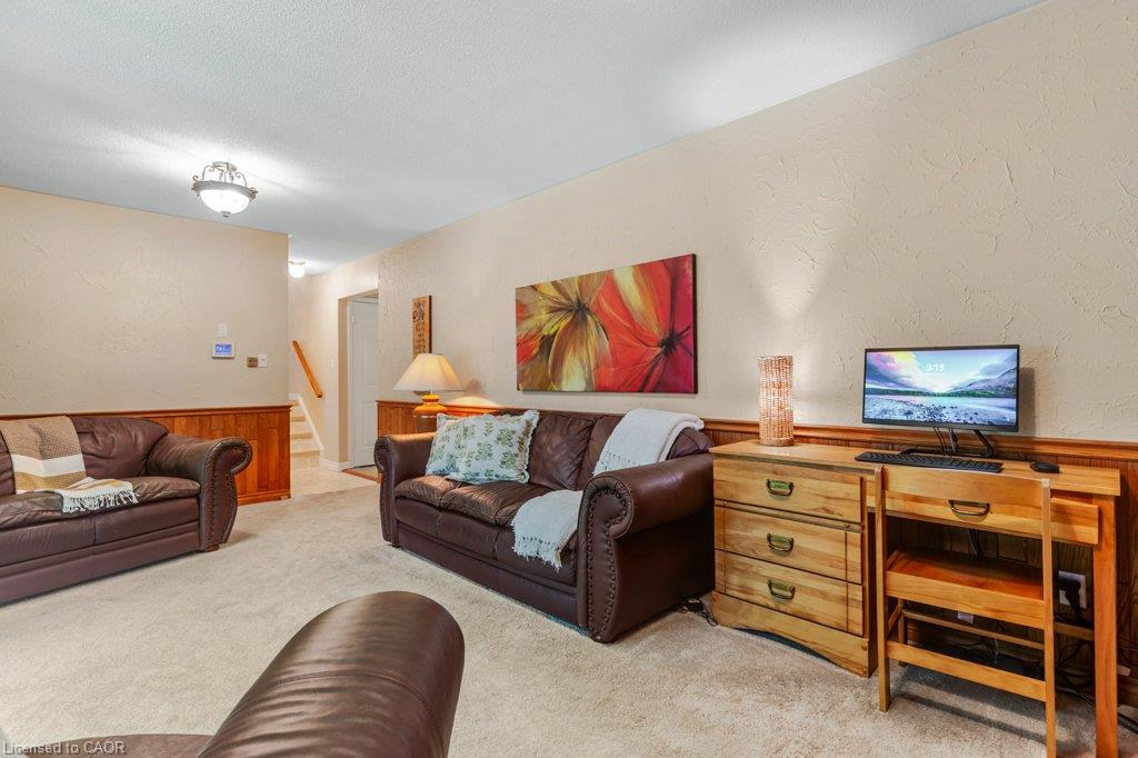 11 Grey Owl Drive Property Photo 8