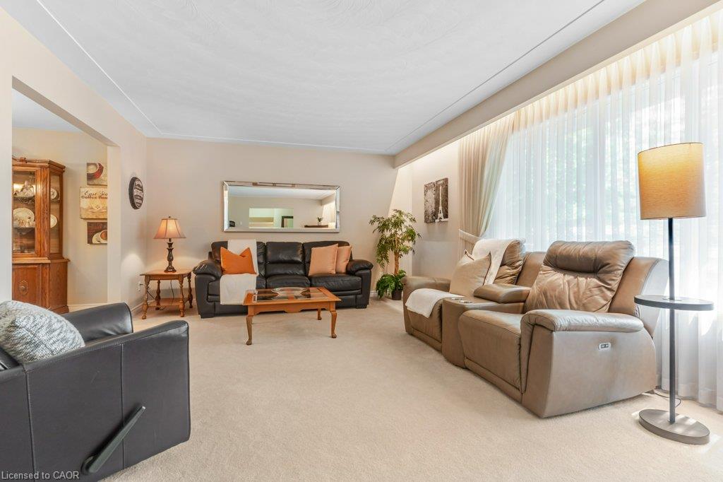 11 Grey Owl Drive Property Photo 18