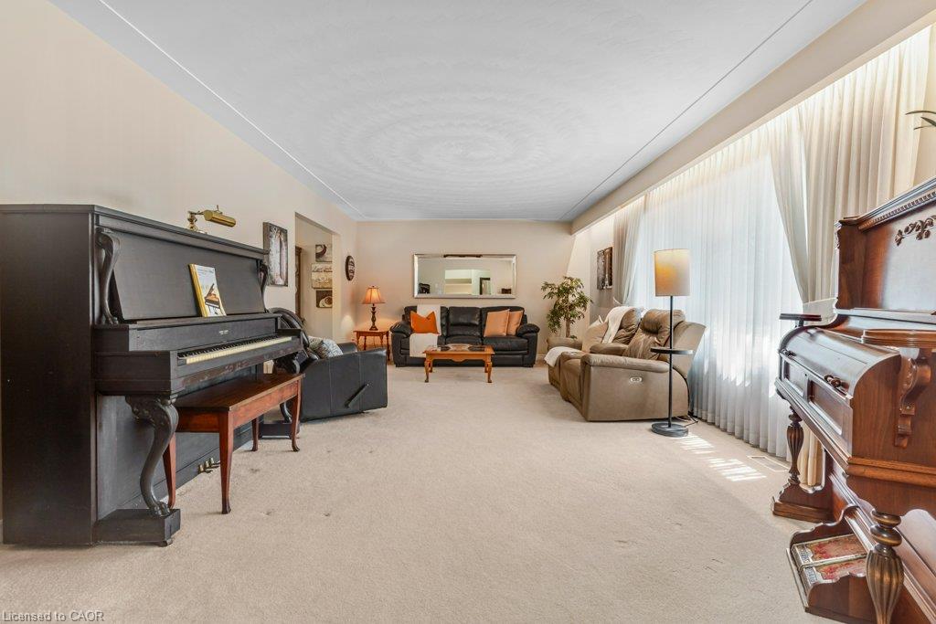 11 Grey Owl Drive Property Photo 20