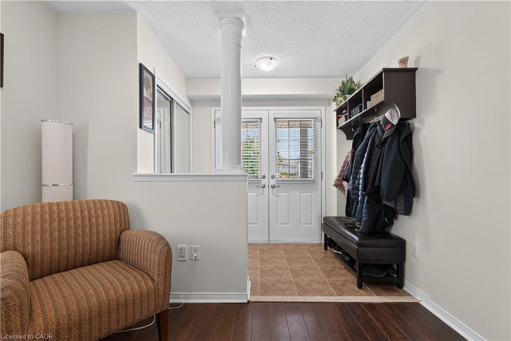 4828 Valera Road Property Photo 3