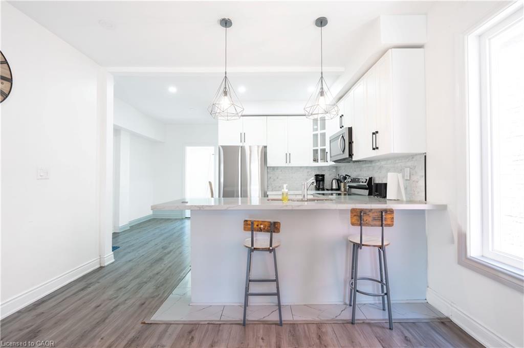 20 Somerset Avenue Property Photo 6
