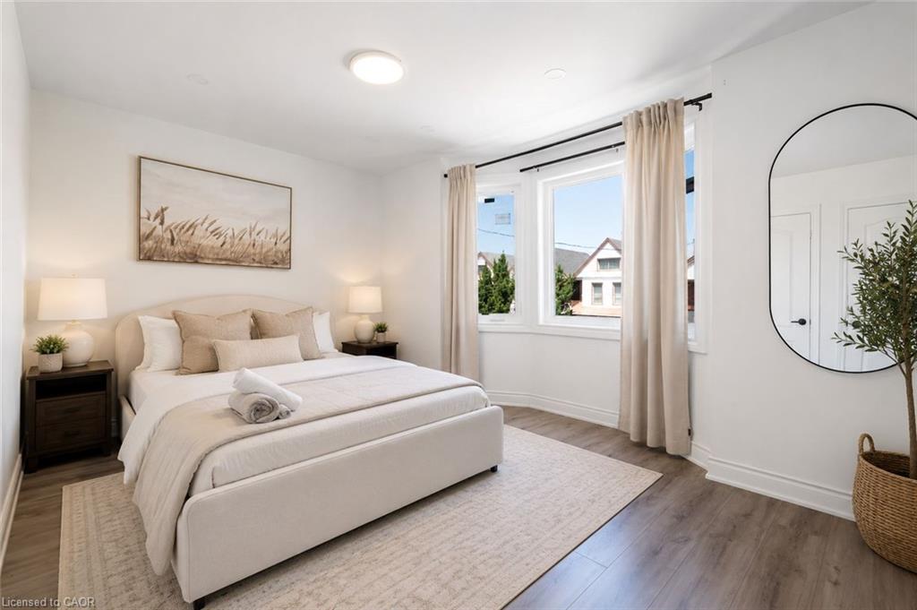 20 Somerset Avenue Property Photo 15