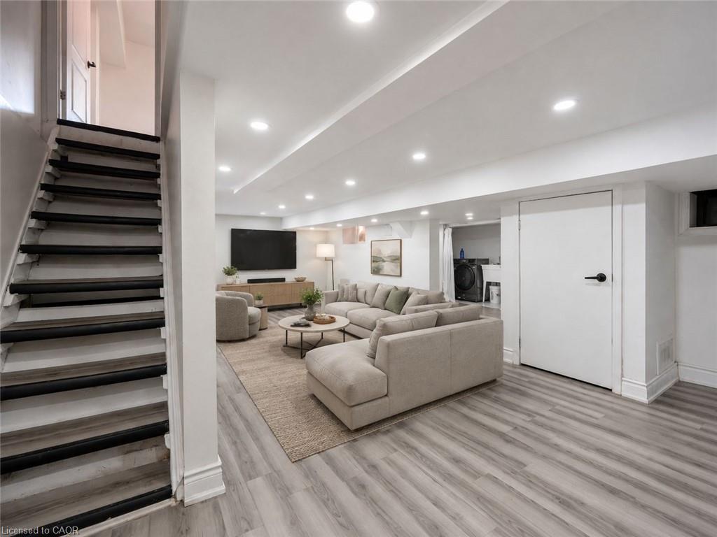 20 Somerset Avenue Property Photo 20