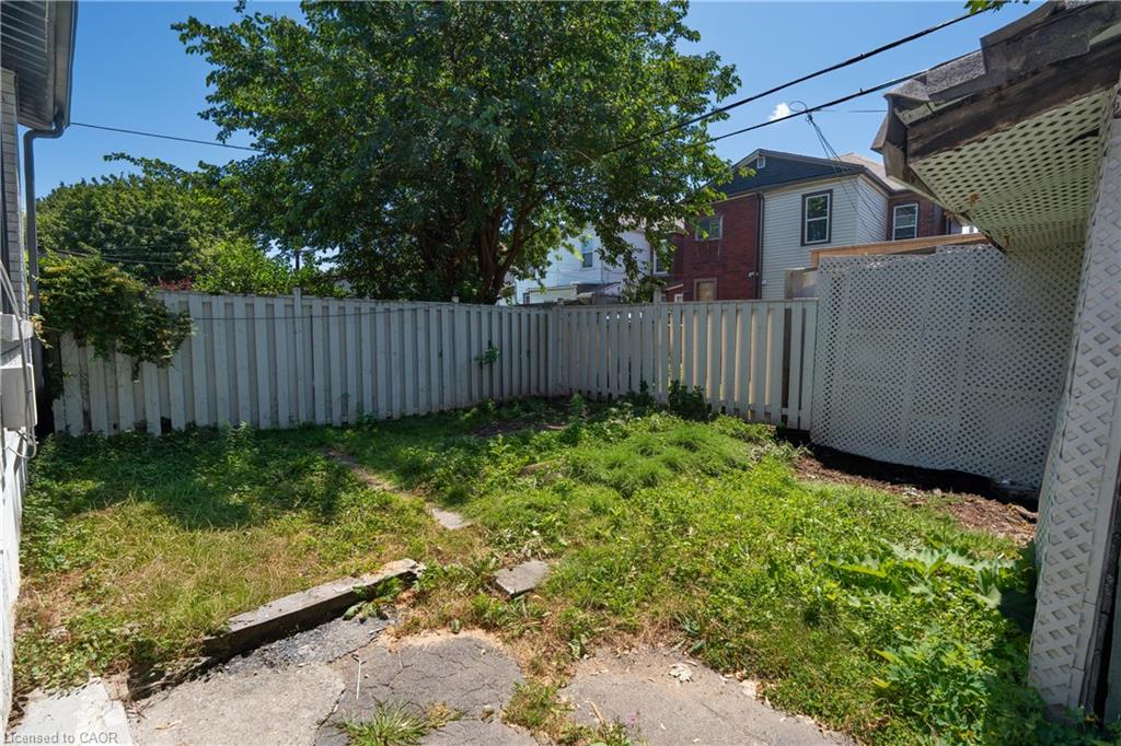 20 Somerset Avenue Property Photo 24