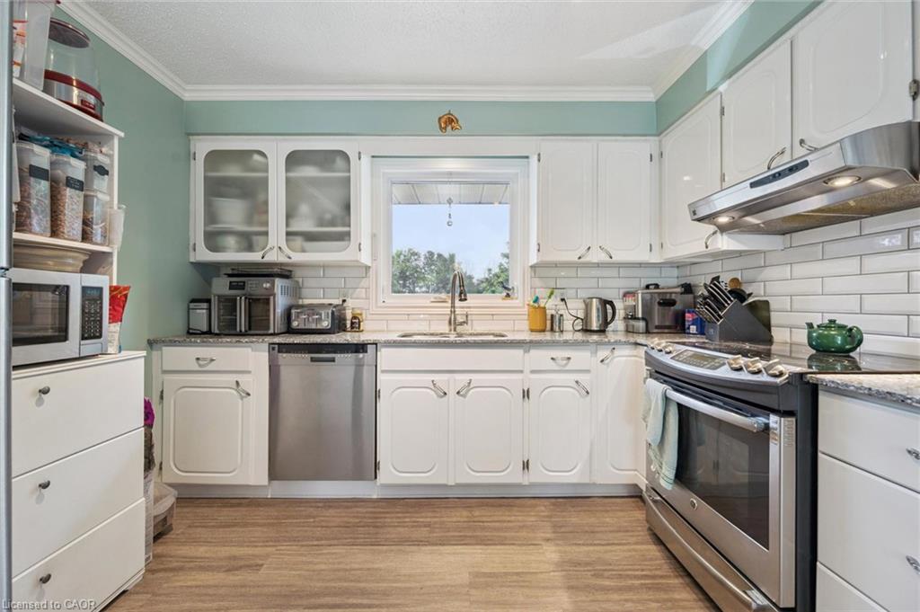 37 Dunsmere Drive Property Photo 14
