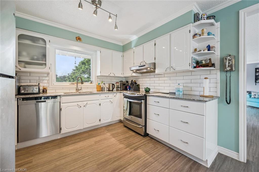 37 Dunsmere Drive Property Photo 15