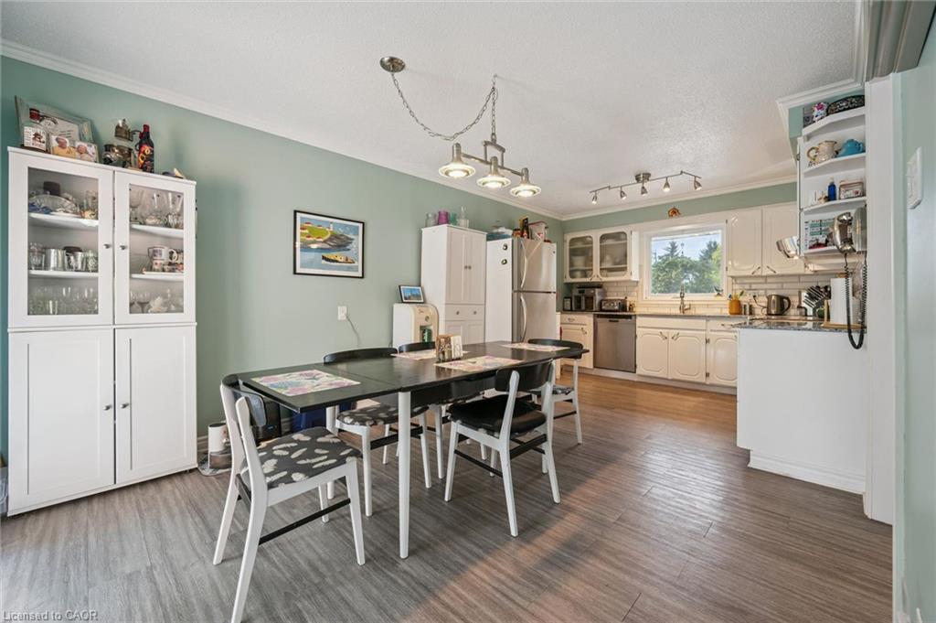 37 Dunsmere Drive Property Photo 16