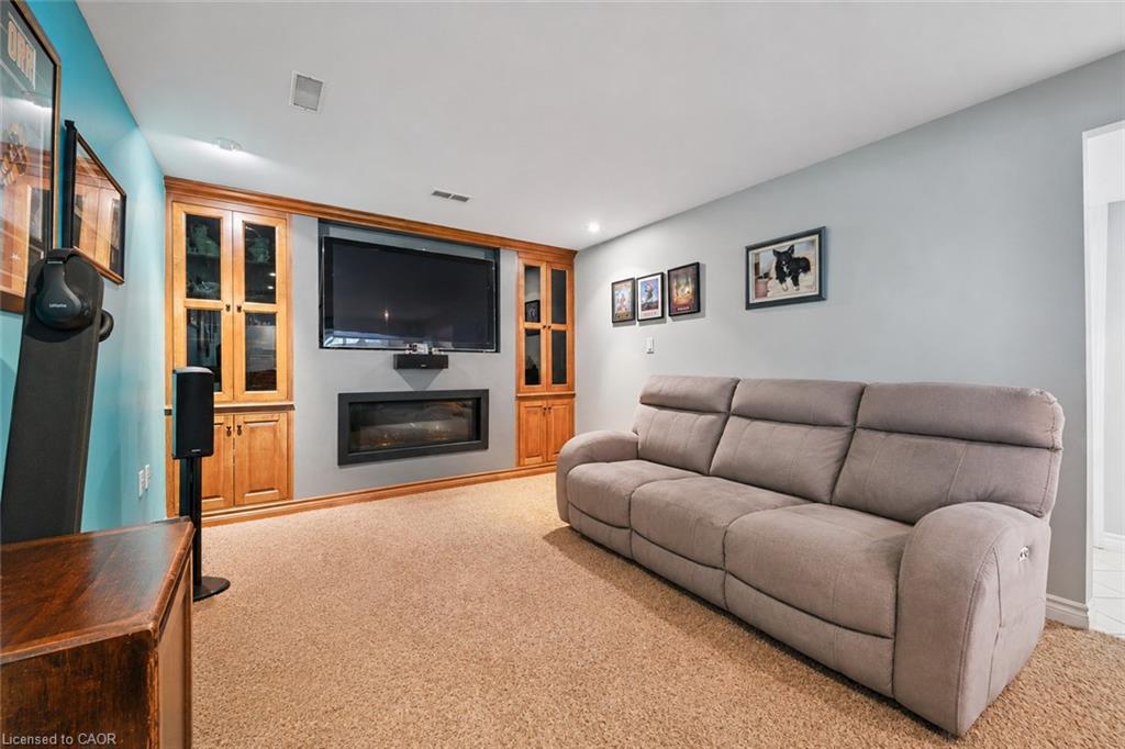 37 Dunsmere Drive Property Photo 27