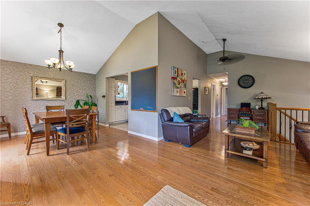 40 Peter Street Property Photo 11